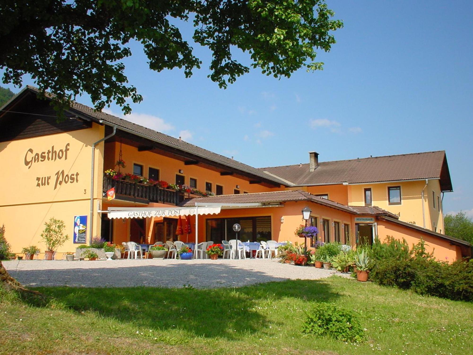 Gasthof Hotel Zur Post 펠레크 외부 사진